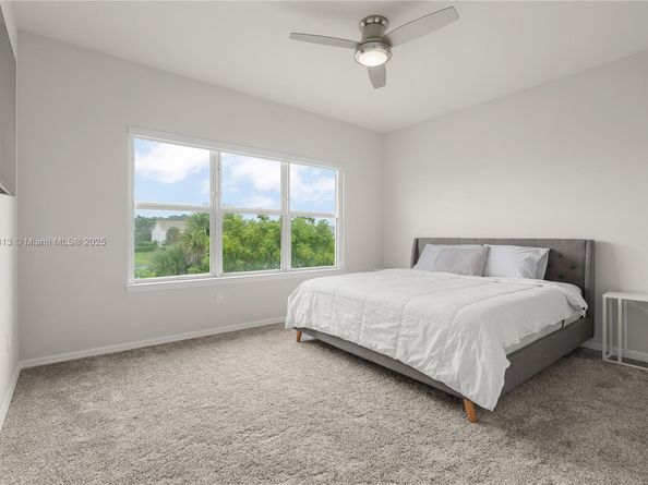 4955 Eucalyptus Dr, Hollywood FL 33021