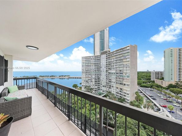 2333 Brickell Ave 1406, Miami FL 33129