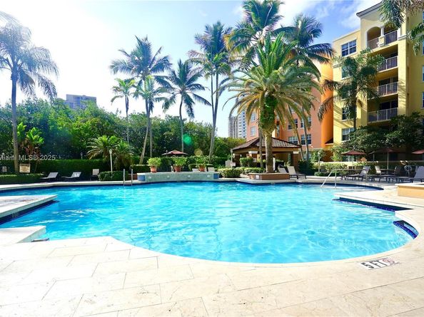 19877 E Country Club Dr 3407, Aventura FL 33180