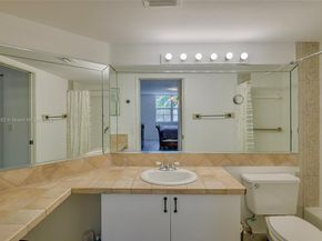 19877 E Country Club Dr 3407, Aventura FL 33180