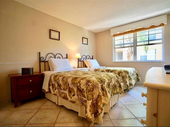 19877 E Country Club Dr 3407, Aventura FL 33180