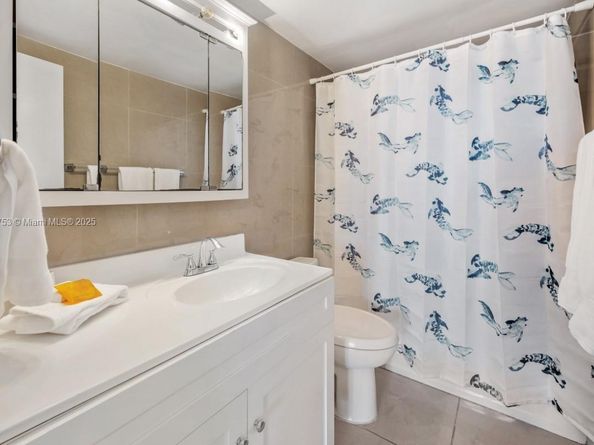 5601 Collins Ave 511, Miami Beach FL 33140