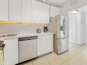 5601 Collins Ave 511, Miami Beach FL 33140