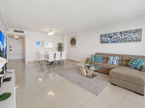 5601 Collins Ave 511, Miami Beach FL 33140
