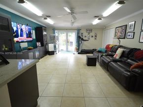 890 E 38th St, Hialeah FL 33013