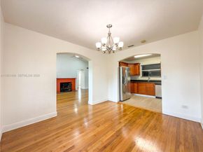 410 Pinecrest Dr, Miami Springs FL 33166