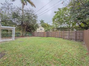 410 Pinecrest Dr, Miami Springs FL 33166