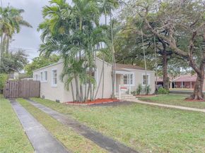 410 Pinecrest Dr, Miami Springs FL 33166