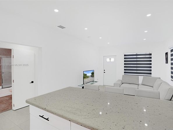 10529 NW 37th Ave, Miami FL 33147