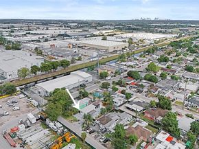 10529 NW 37th Ave, Miami FL 33147