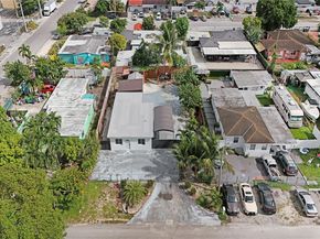 10529 NW 37th Ave, Miami FL 33147