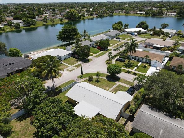 11011 SW 162nd Ter, Miami FL 33157