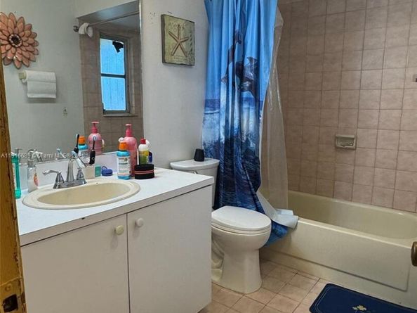 11011 SW 162nd Ter, Miami FL 33157