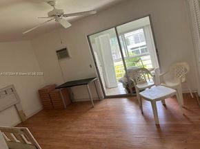 19 Newport A 19, Deerfield Beach FL 33442