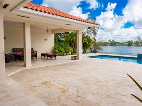 4655 SW 89th Ave, Miami FL 33165