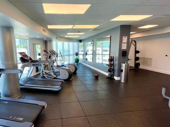 480 NE 30th St L106, Miami FL 33137