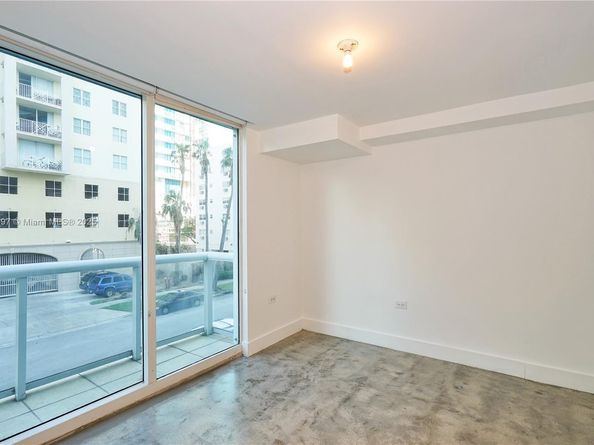 480 NE 30th St L106, Miami FL 33137