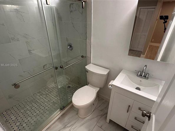 216 NW 12th St, Pompano Beach FL 33060