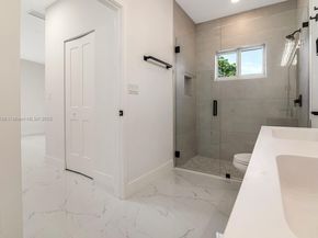 312 NW 9th St, Hallandale Beach FL 33009