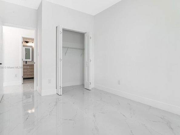 312 NW 9th St, Hallandale Beach FL 33009