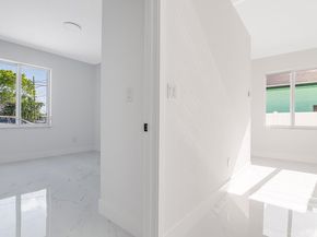 312 NW 9th St, Hallandale Beach FL 33009