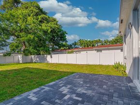 312 NW 9th St, Hallandale Beach FL 33009