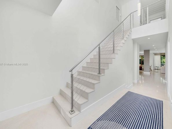 1621 S Bayshore Dr, Miami FL 33133