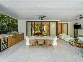 1621 S Bayshore Dr, Miami FL 33133