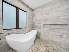 1621 S Bayshore Dr, Miami FL 33133