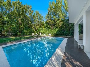 1621 S Bayshore Dr, Miami FL 33133