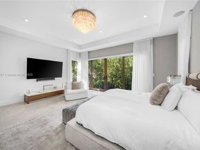 1621 S Bayshore Dr, Miami FL 33133