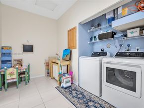 13174 NW 9th Ct, Pembroke Pines FL 33028