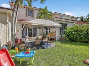 13174 NW 9th Ct, Pembroke Pines FL 33028