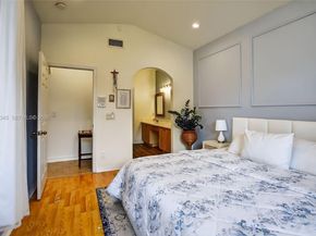 13174 NW 9th Ct, Pembroke Pines FL 33028