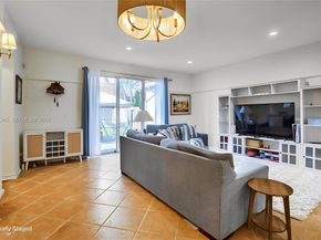 13174 NW 9th Ct, Pembroke Pines FL 33028