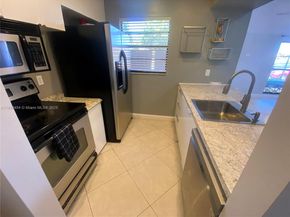2031 SW 81st Way, Davie FL 33324