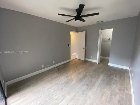 2031 SW 81st Way, Davie FL 33324