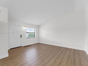 1052 NW 127th Path, Miami FL 33182