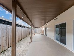 1052 NW 127th Path, Miami FL 33182