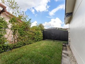 1052 NW 127th Path, Miami FL 33182