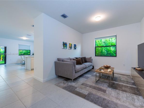 23341 SW 132nd Pl, Miami FL 33032