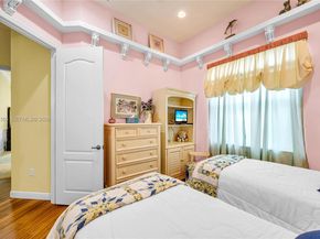 3465 NE 2nd St, Homestead FL 33033