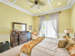 3465 NE 2nd St, Homestead FL 33033