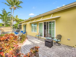 3465 NE 2nd St, Homestead FL 33033