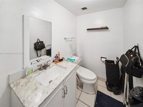 13499 Biscayne Blvd 703, North Miami FL 33181