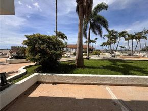 13499 Biscayne Blvd 703, North Miami FL 33181