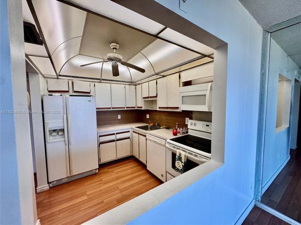 13499 Biscayne Blvd 703, North Miami FL 33181