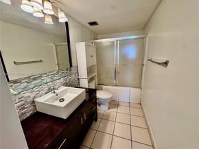 13499 Biscayne Blvd 703, North Miami FL 33181