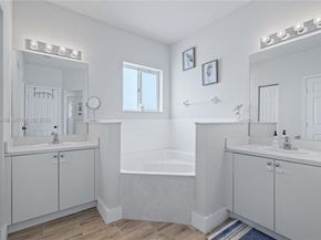 1940 SE 24th Ter 1940, Homestead FL 33035