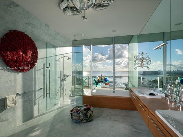 2675 S Bayshore Dr 1601S, Miami FL 33133